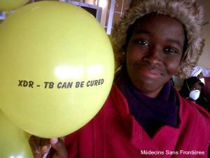 Phumeza Tisile was cured of XDR-TB with the help of MSF-sponsored linezolid. She recently delivered a DR-TB manifesto she co-wrote with her doctor to the World Health Assembly. Signed by DR-TB patients and doctors from around the world, the manifesto requested access to better medicines.